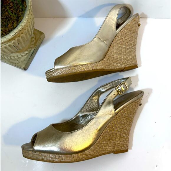 Lilly Pulitzer Kristin Leather Wedge Gold Peep Toe    Preppy Shoes Size 8.5 - Picture 10 of 16